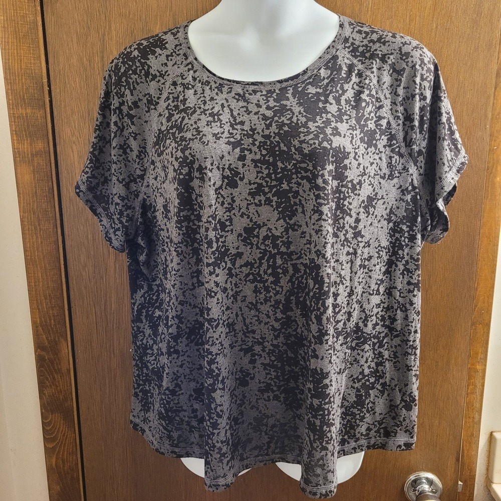 Tek Gear Essential Gear Womens 3X Grey Black Splatter Print Activewear T-Shirt